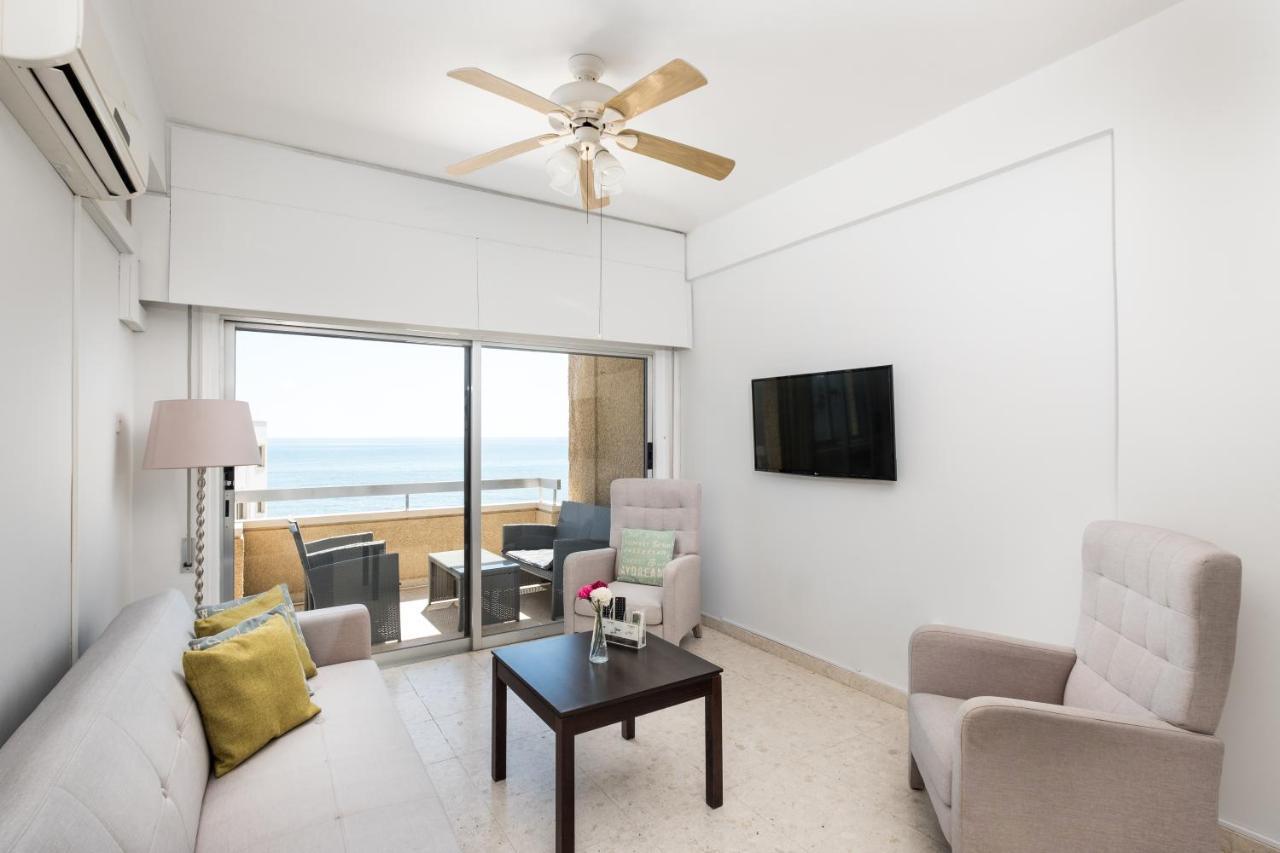 Apollon Sea View Beachfront Ap 302 Larnaca Exteriör bild