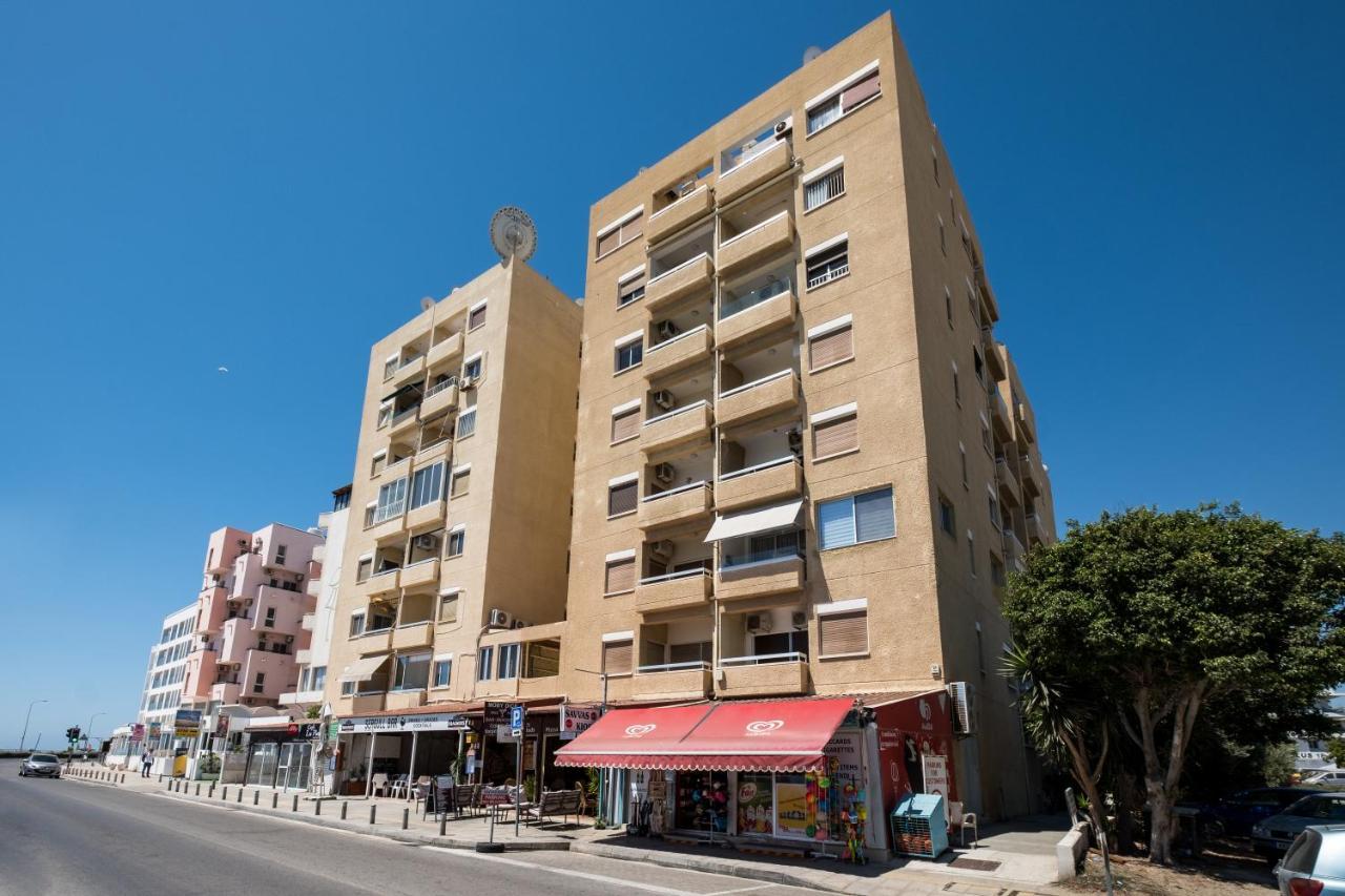 Apollon Sea View Beachfront Ap 302 Larnaca Exteriör bild